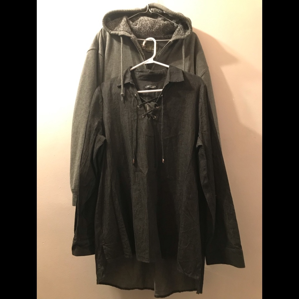 Lisette & B.C Cothing tops both for 40$